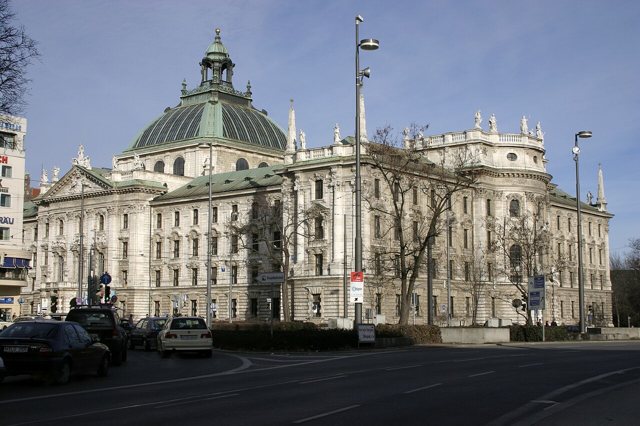 Justizpalast