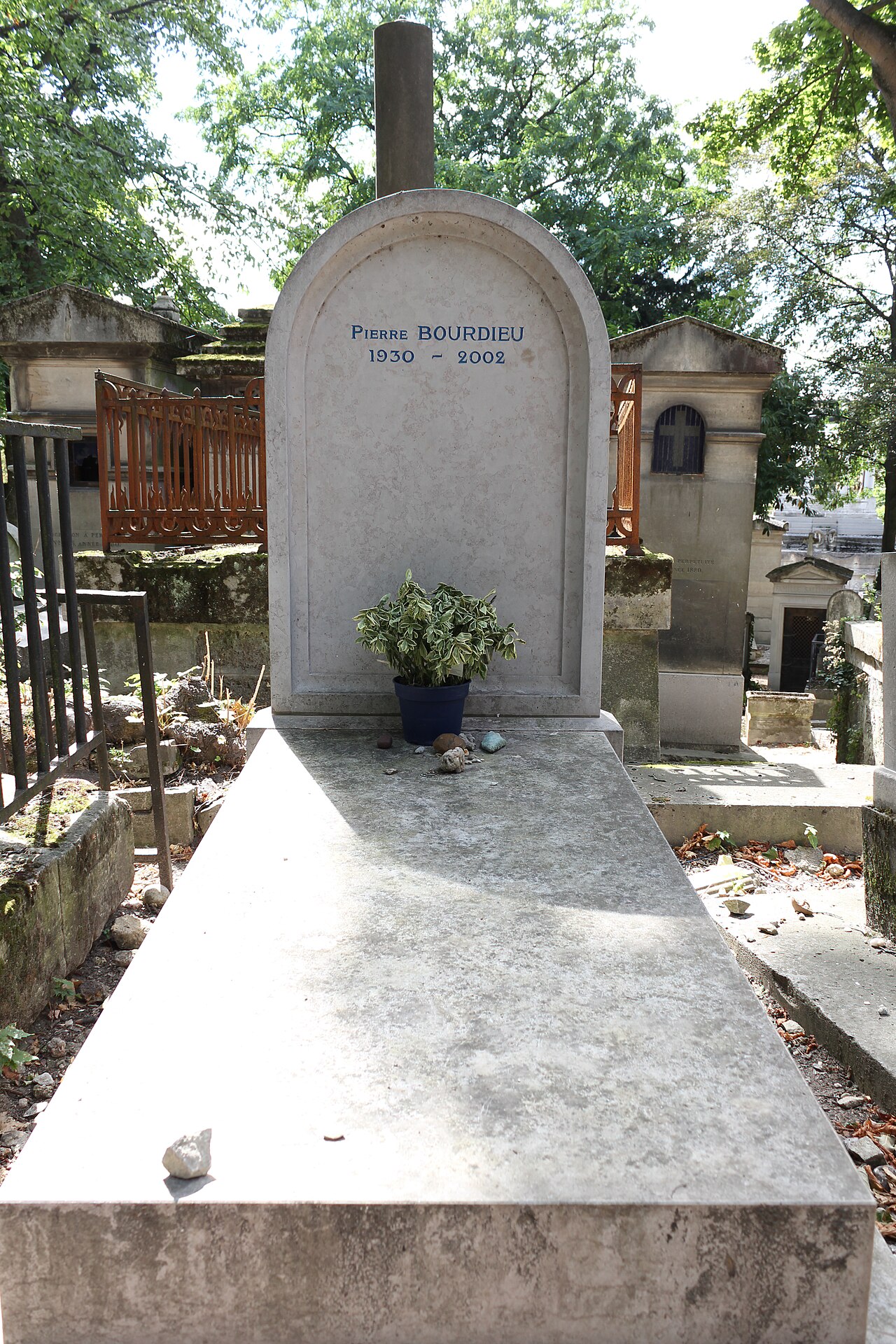 tombe de Pierre Bourdieu
