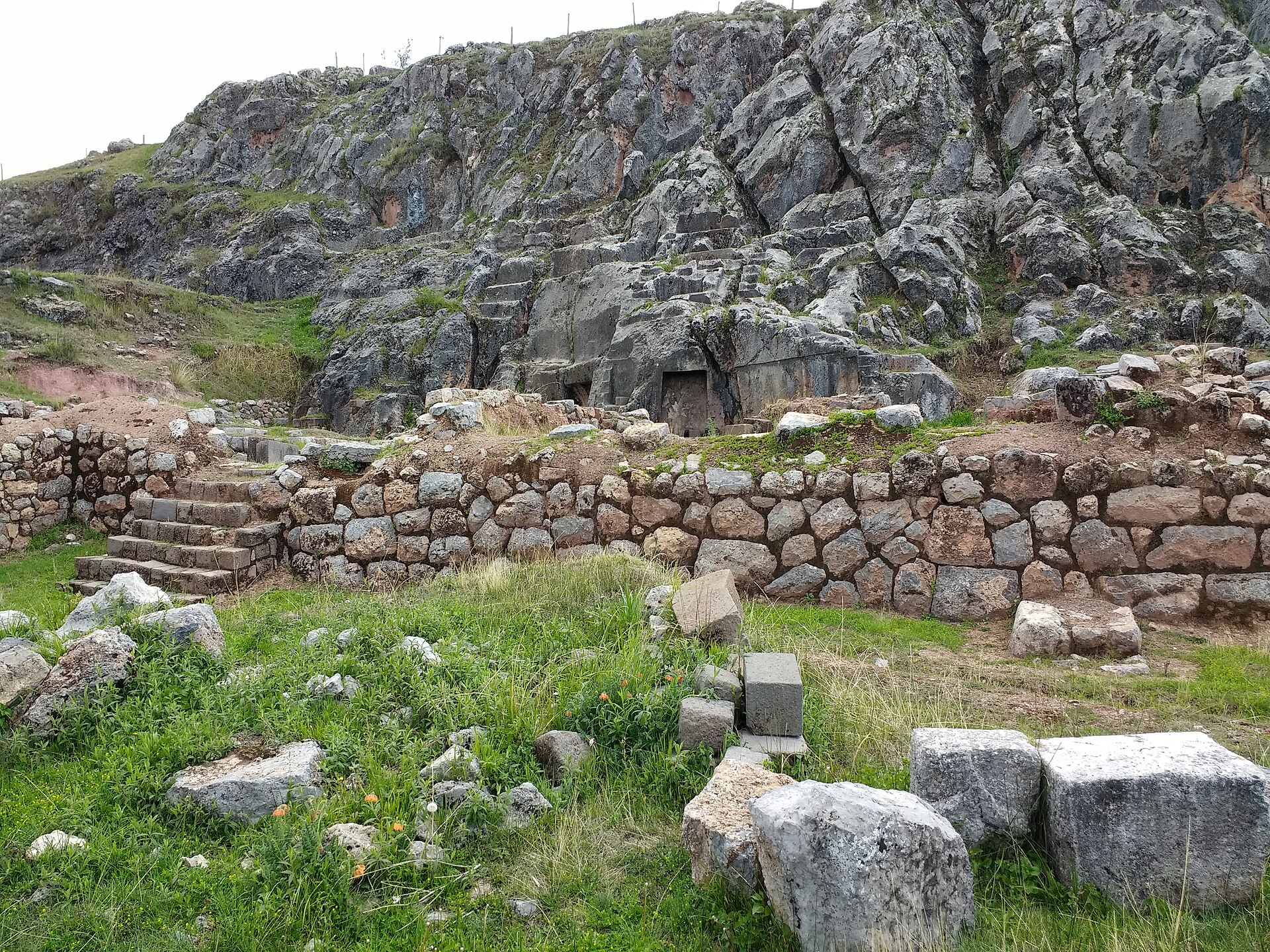 Amaru Marka Wasi (Temple of the Moon)