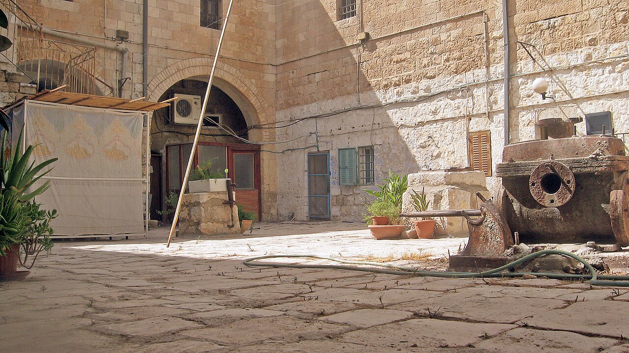 صورة منزل الحاخام كوك