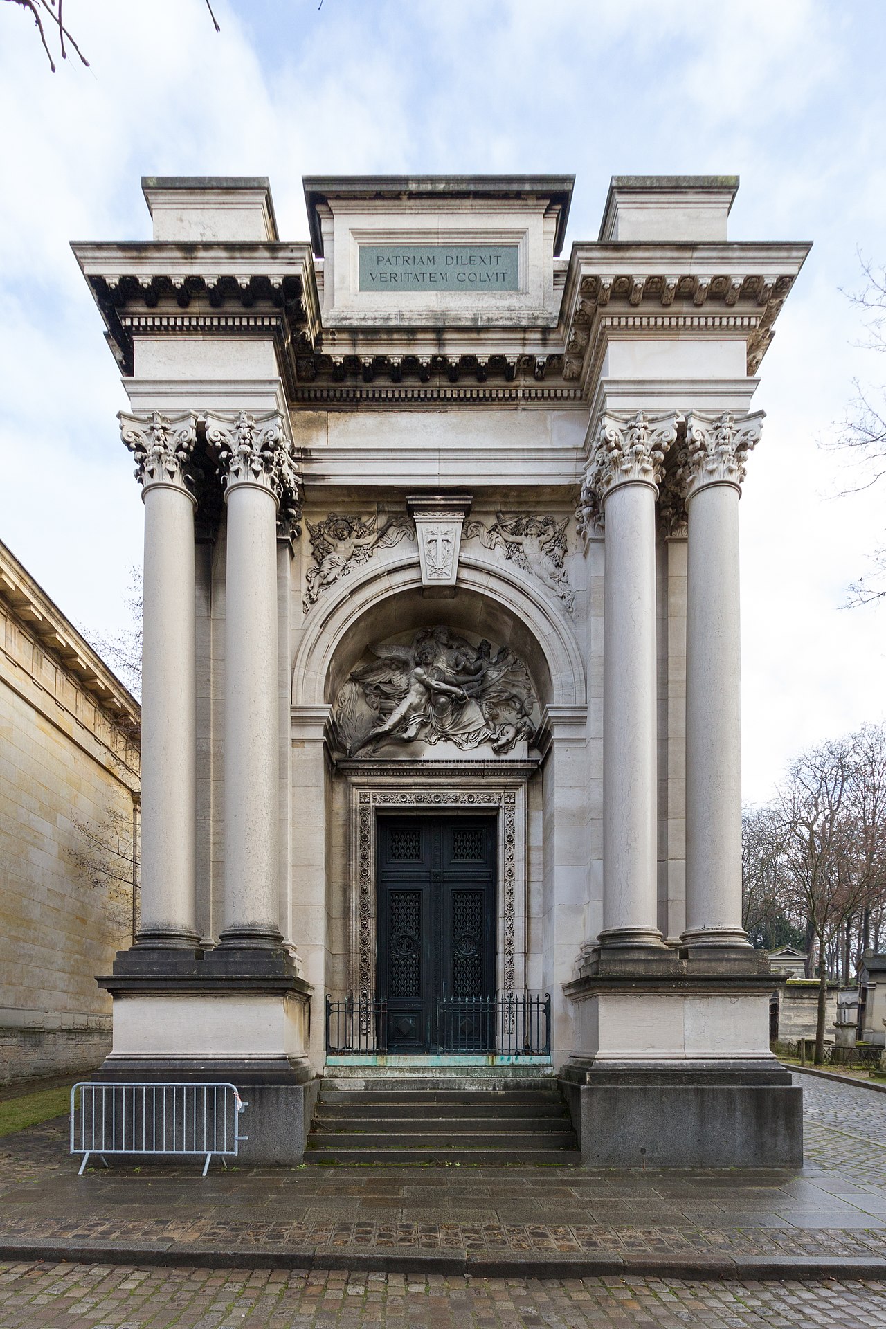 Thiers (Père-Lachaise, division 55) Mezarı