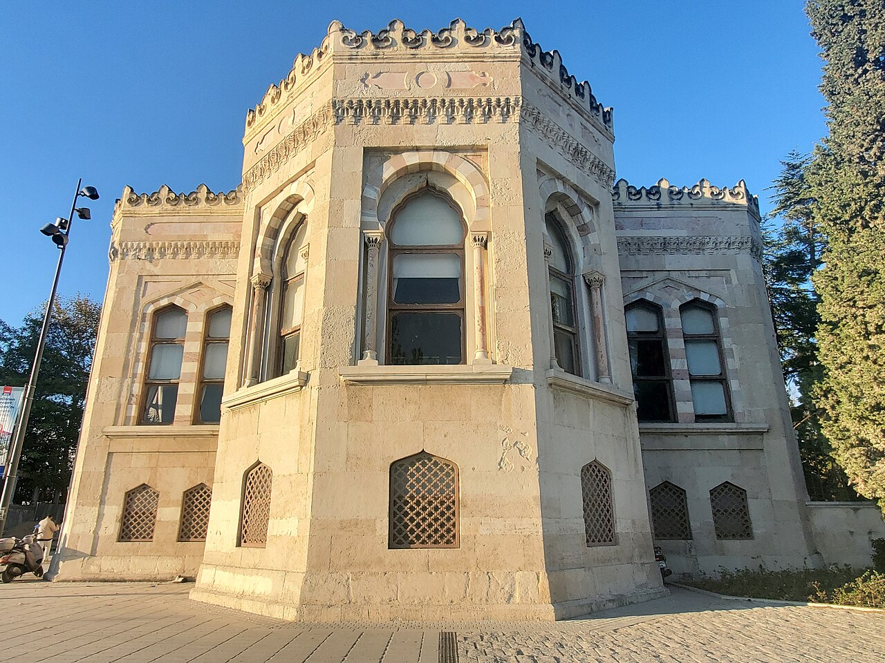 İstanbul Üniversitesi Kapı Köşkü