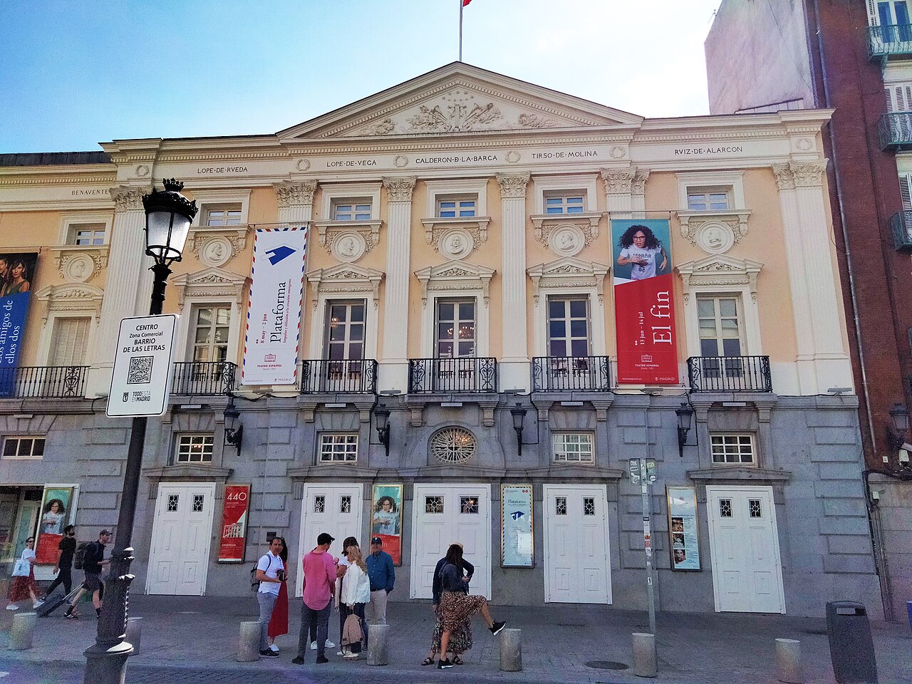 A photograph of Teatro Español