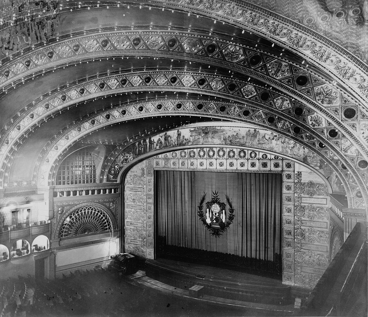 Auditorium Tiyatrosu