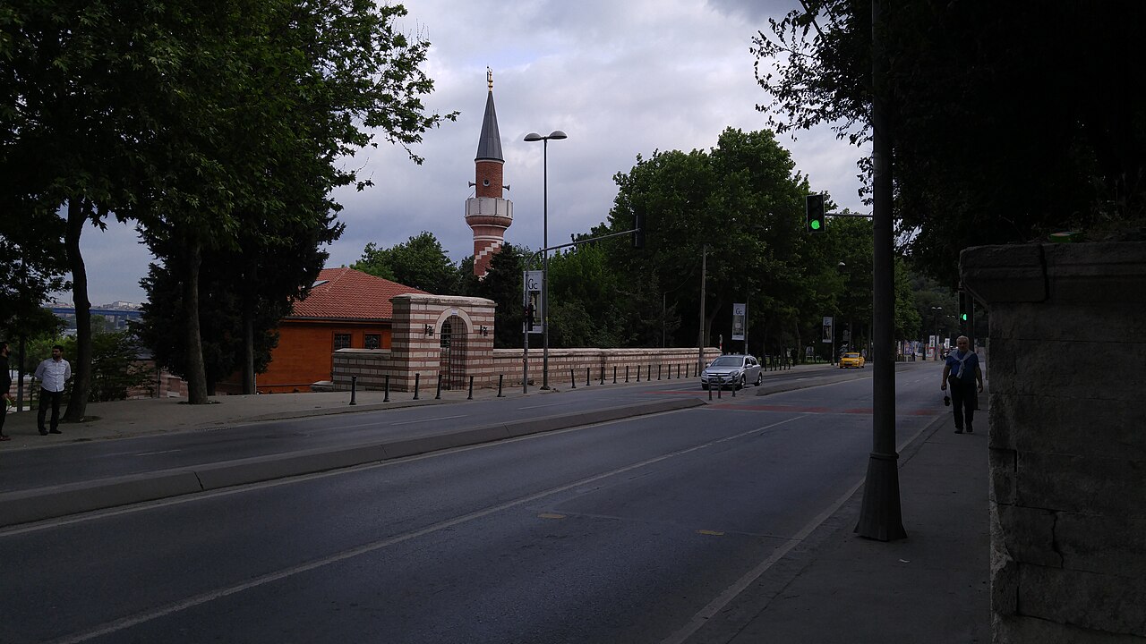 Şah Sultan Camii