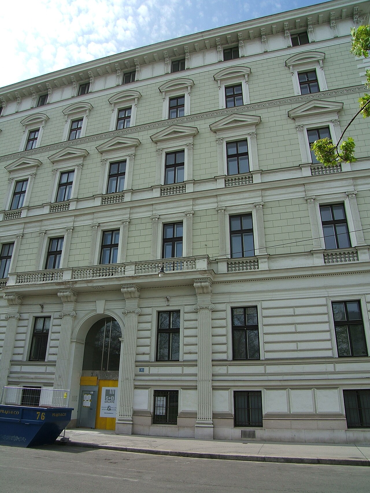 Palazzo Gutmann