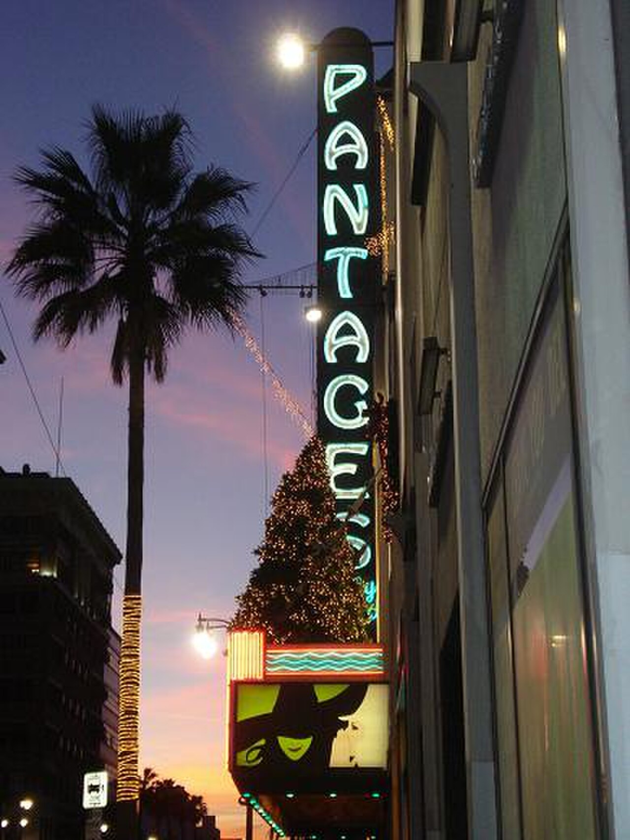 Hollywood Pantages Tiyatrosu
