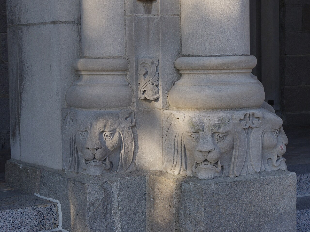 St Martin de Porres Catholic Church fotoğrafı