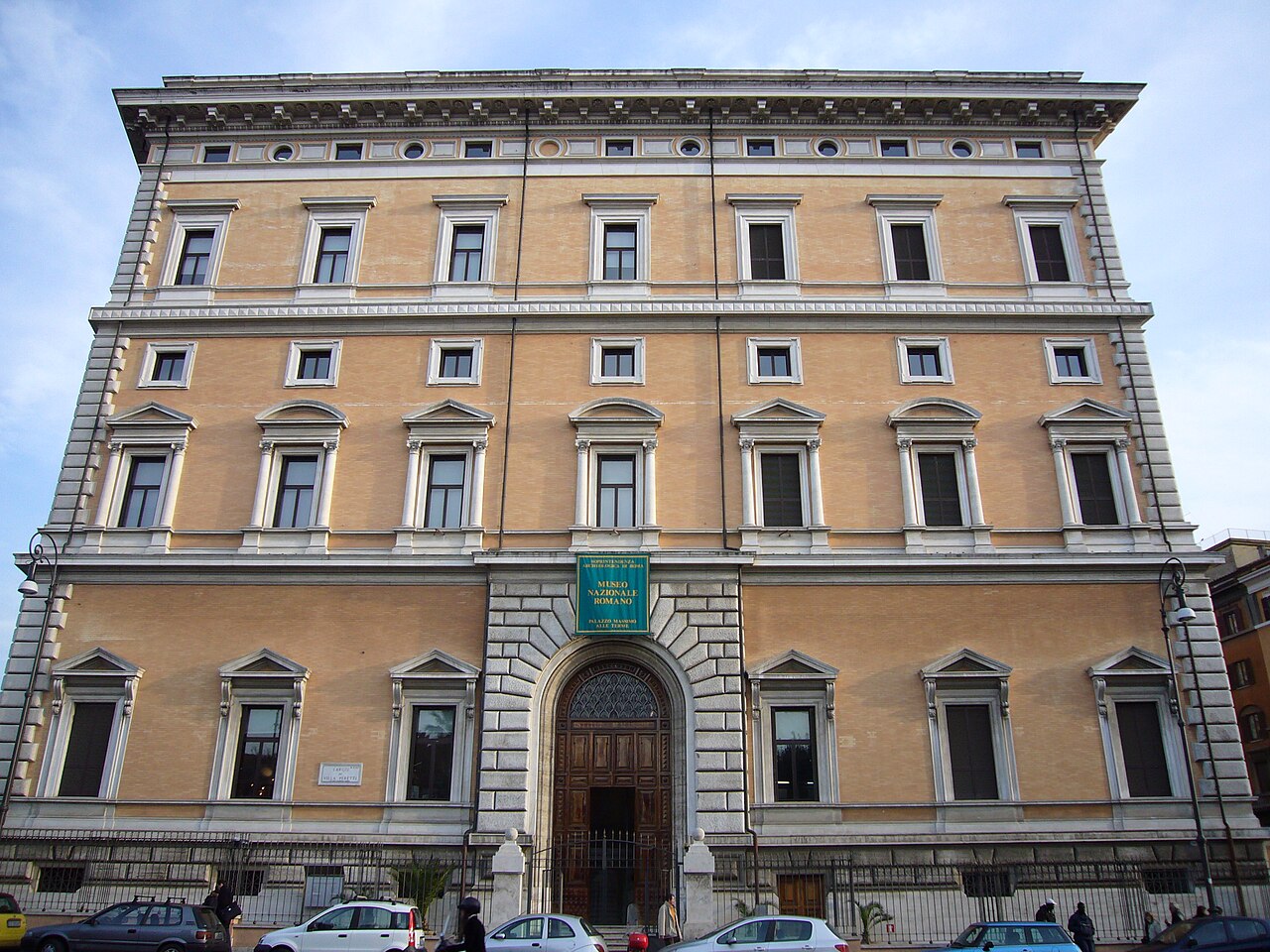 A photograph of Palazzo Massimo alle Terme