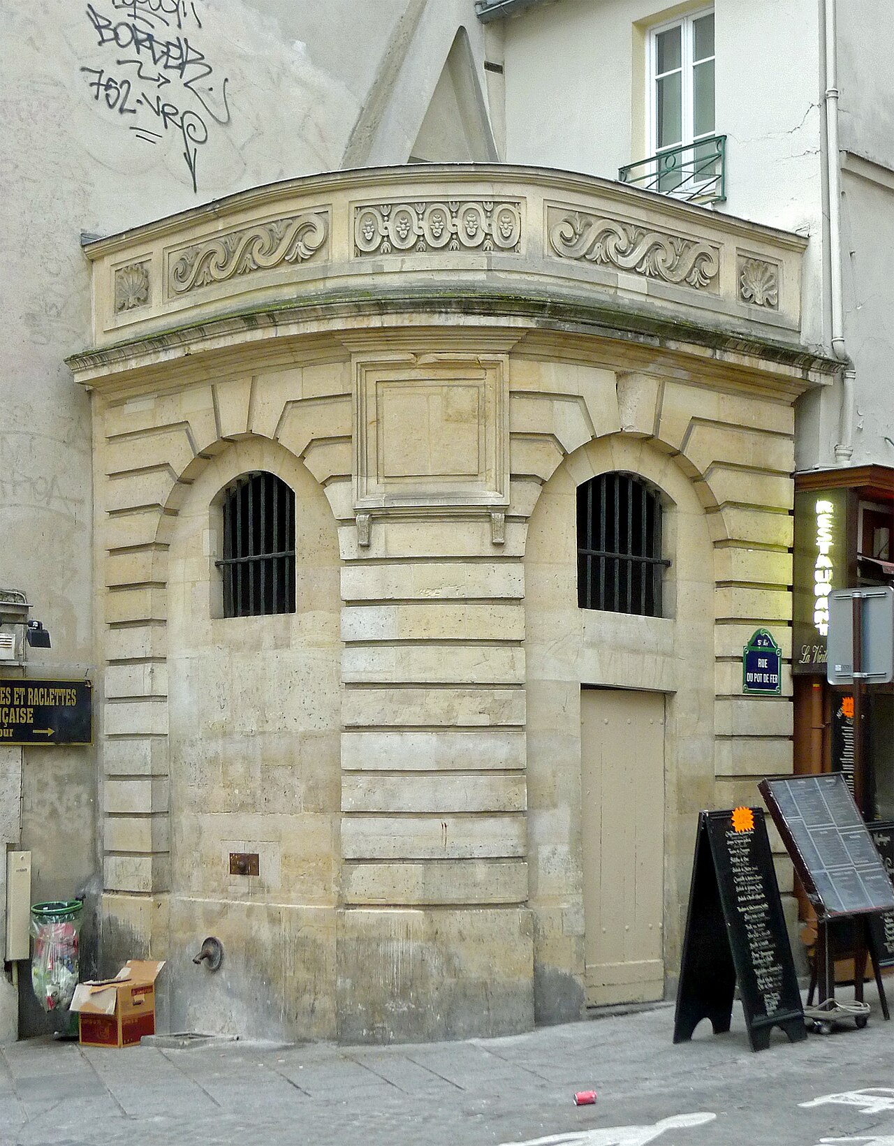 Brunnen Pot-de-Fer