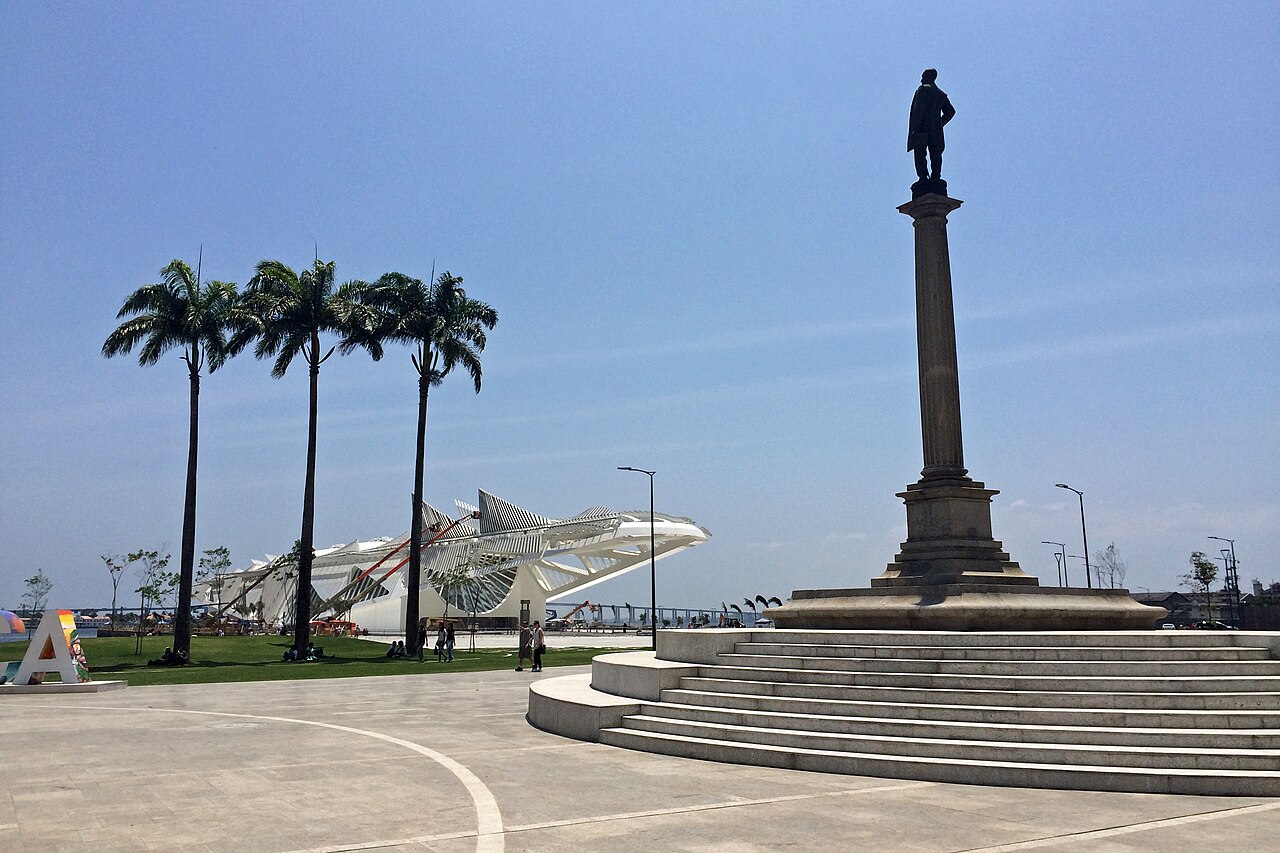 A photograph of Praça Mauá