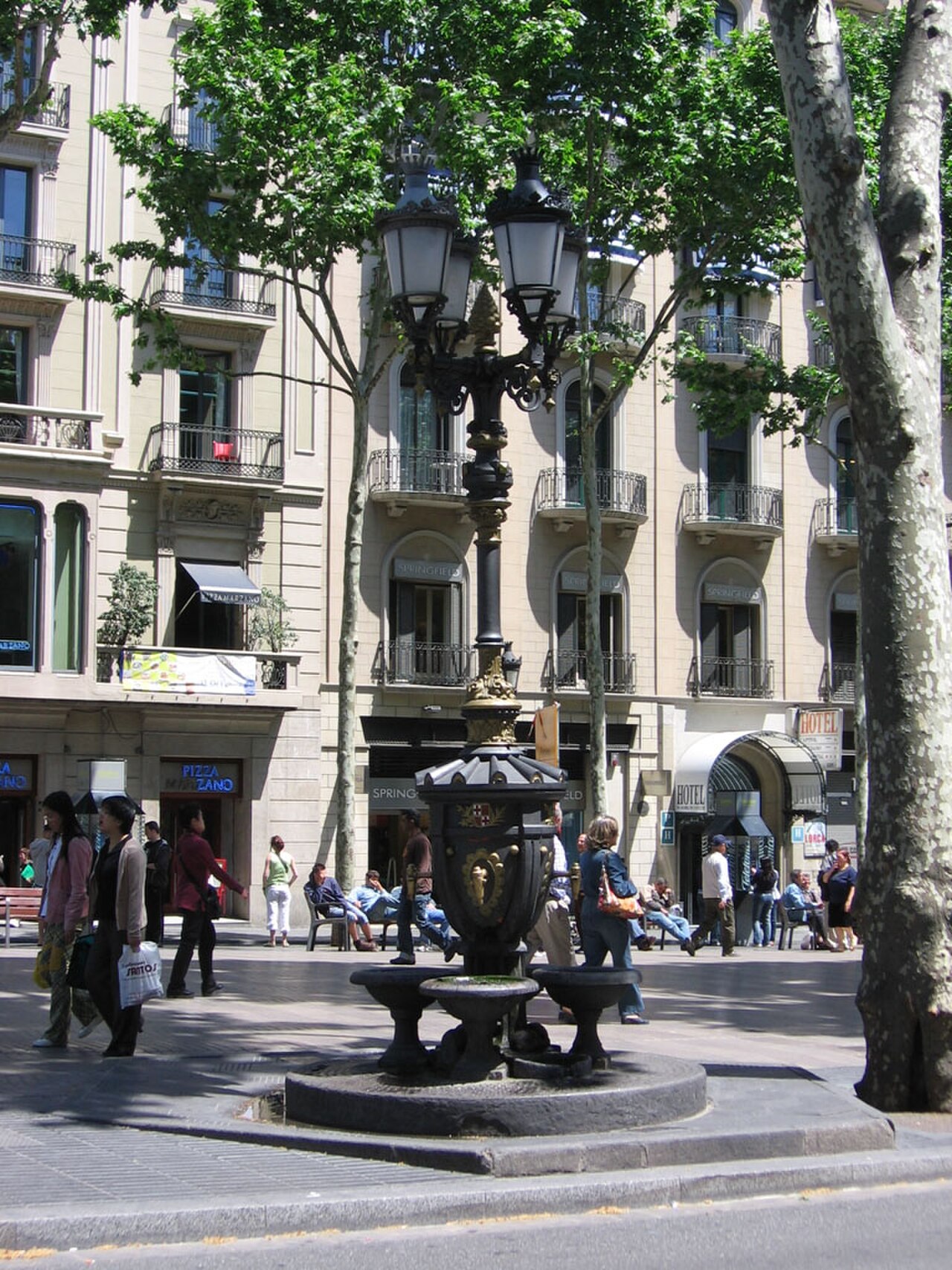 Ein Foto von Font de Canaletes