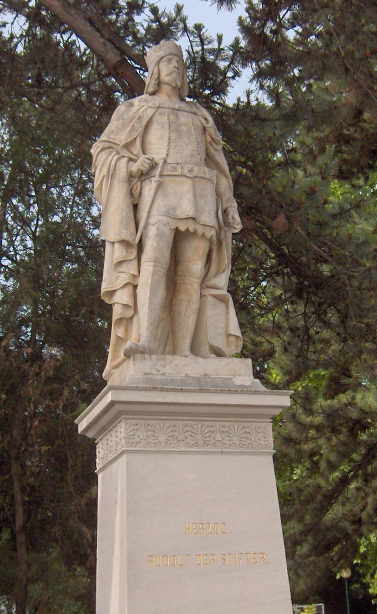 Rudolf-der-Stifter-Denkmal