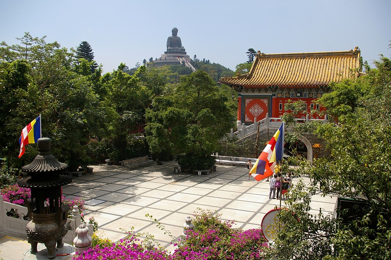 Tian Tan Buddha
