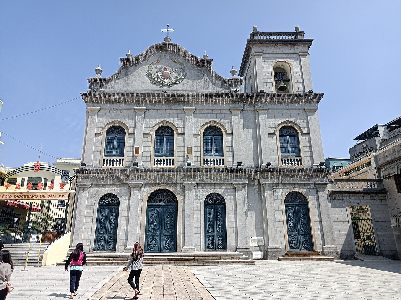 A photograph of St. Lazarus' Church