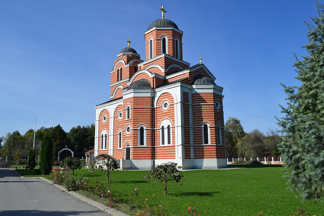 Igreja da Natividade da Virgem Maria em Batajnica
