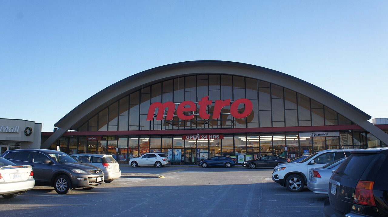 A photograph of Road Metro IV