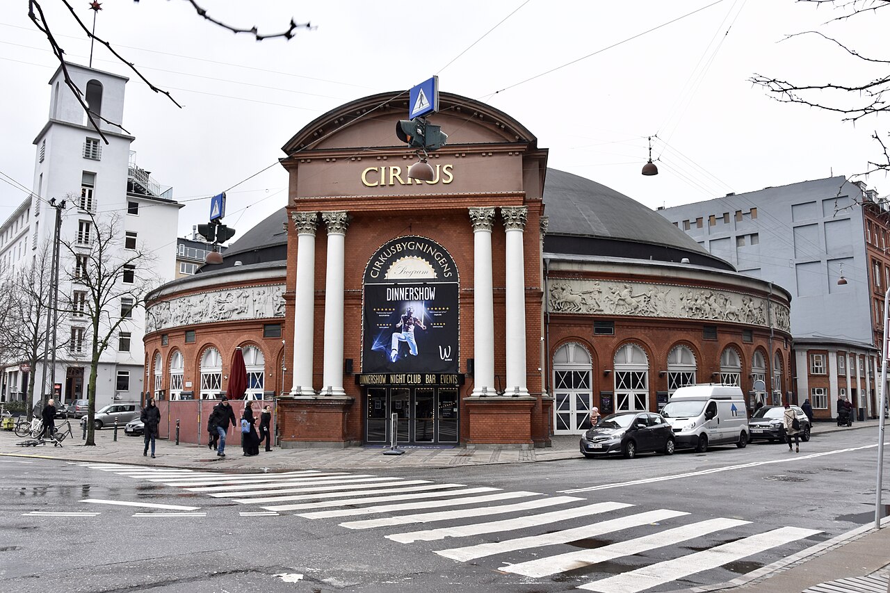 Uma fotografia de Edifício do Circo