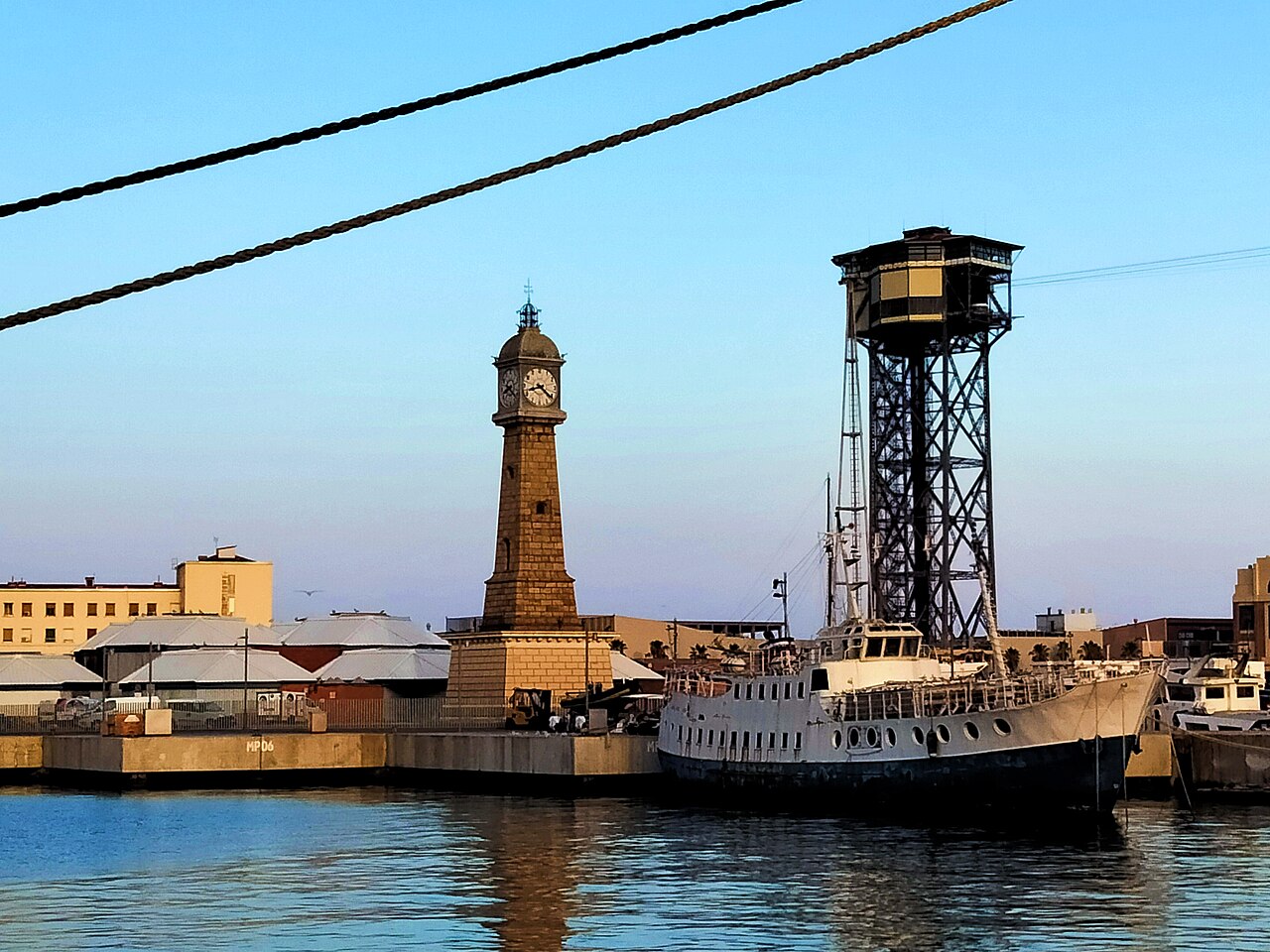 Uma fotografia de Torre del Rellotge