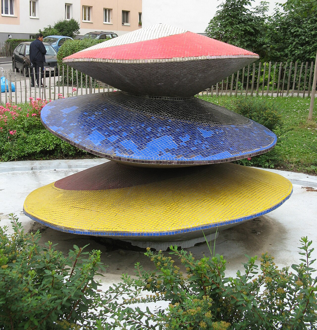 «Fontana astratta» di Wander Bertoni