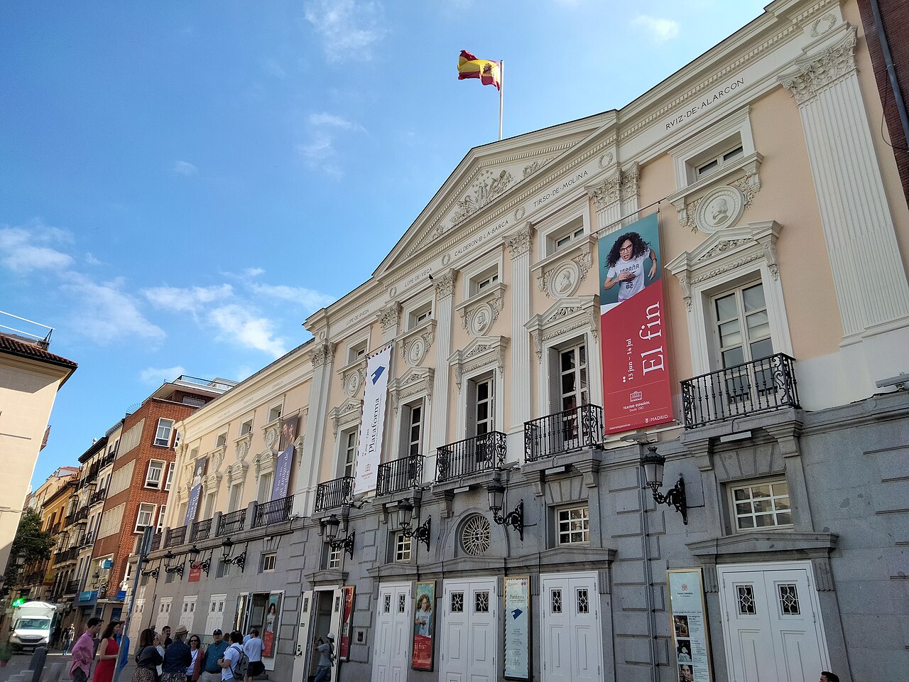 A photograph of Teatro Español