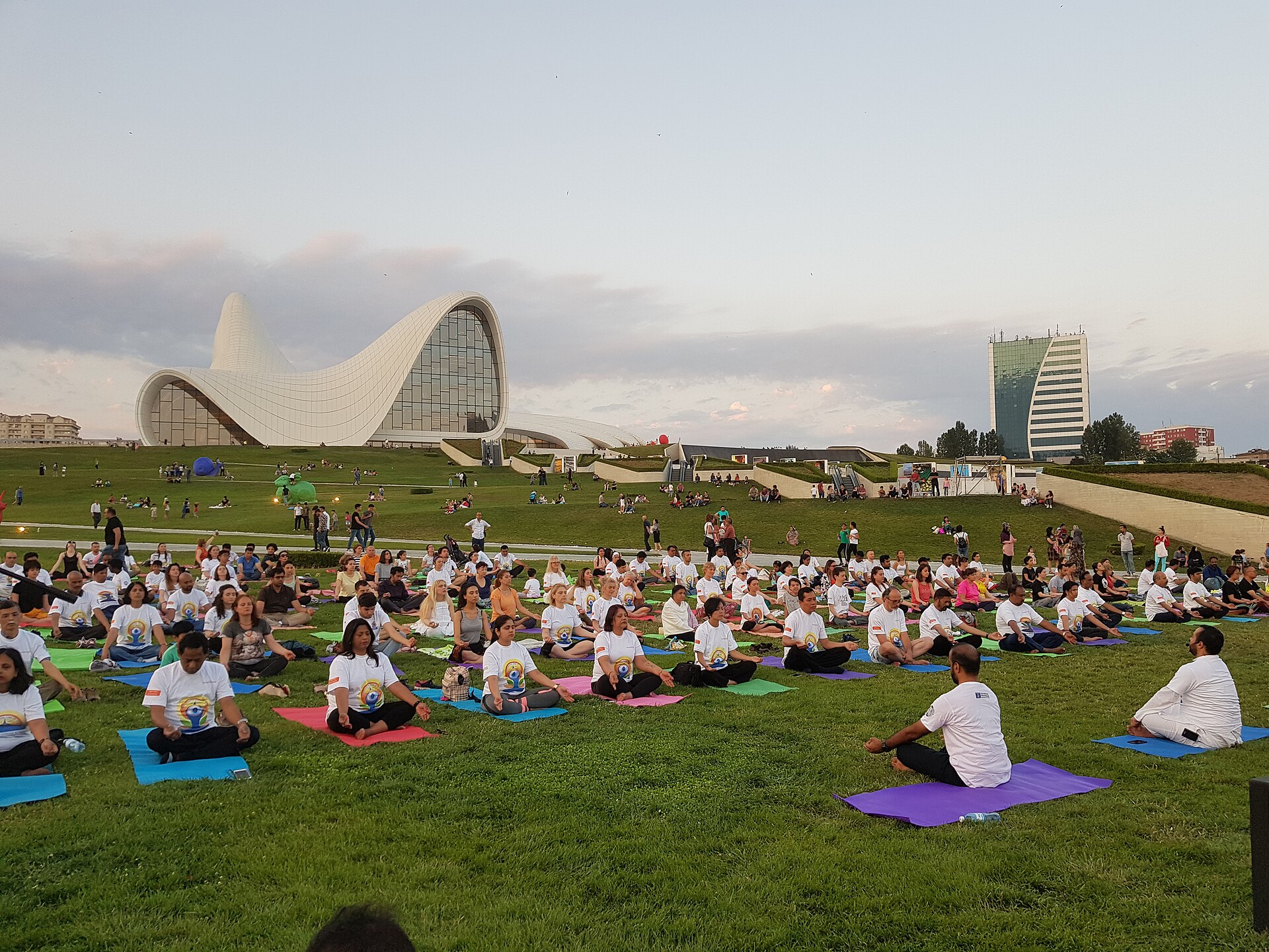 Une photographie de centre culturel Heydar-Aliyev