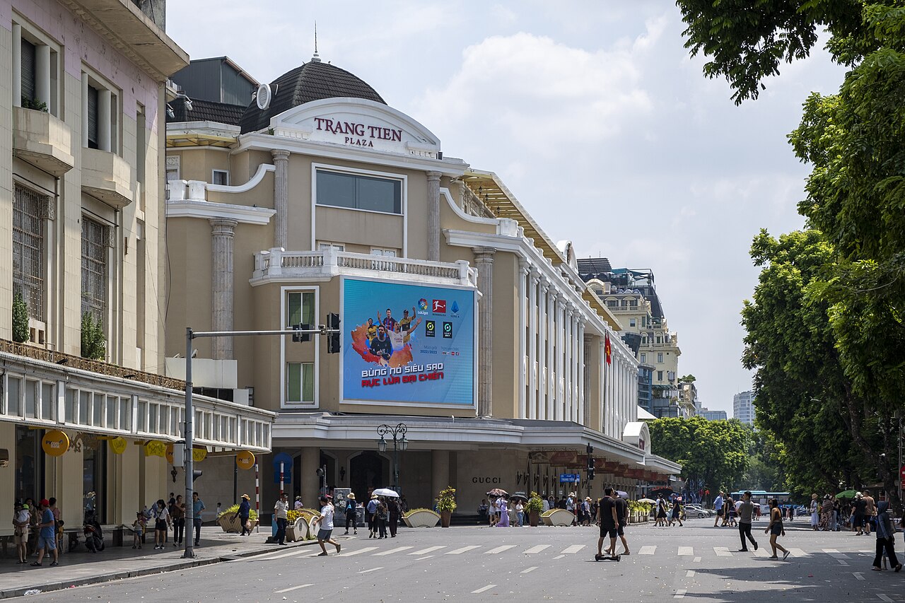 Trang Tien Plaza