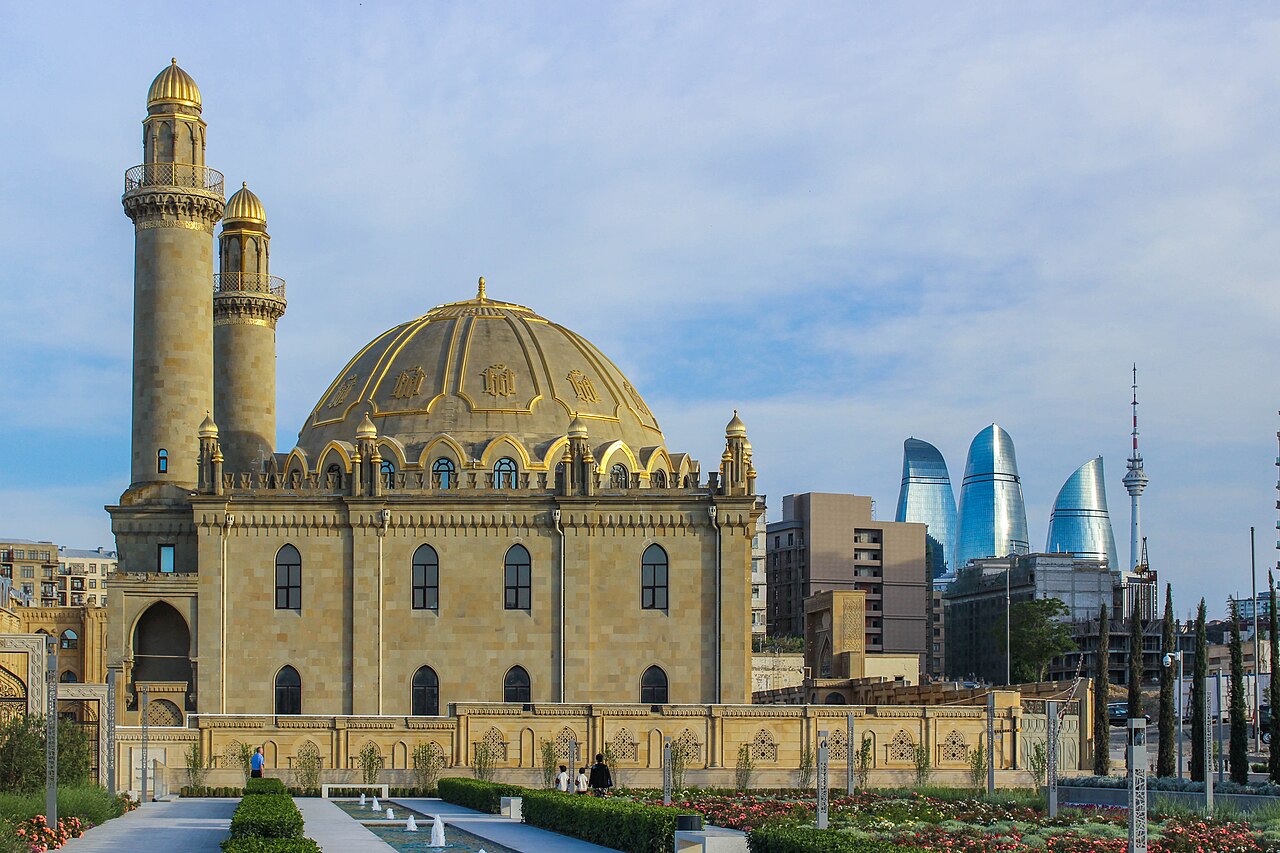 Une photographie de mosquée Taza Pir