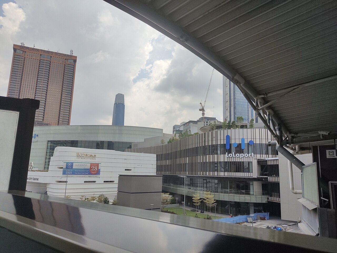 Uma fotografia de Parque Comercial Mitsui LaLaport Bukit Bintang City Centre