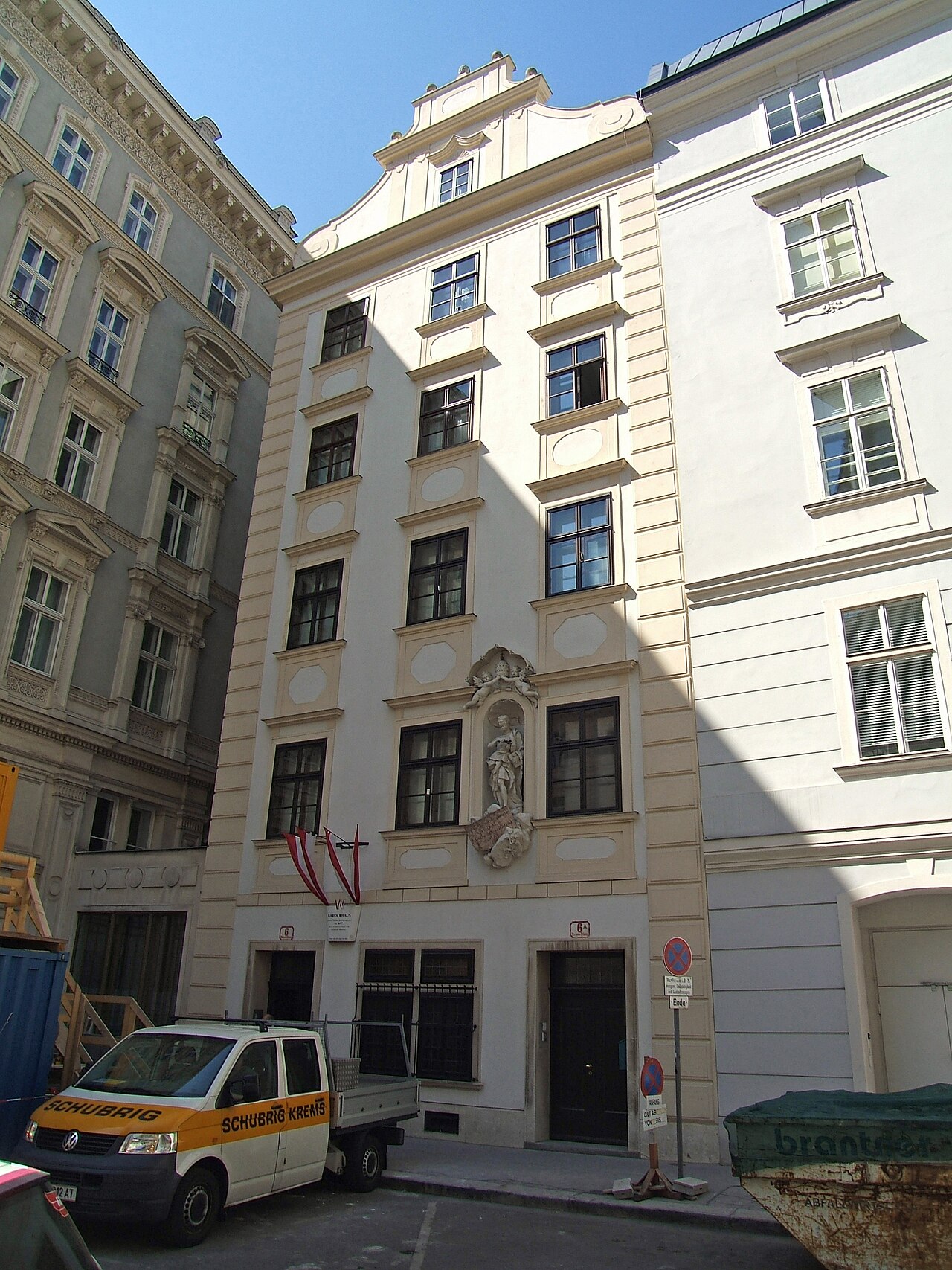 Petersplatz 6