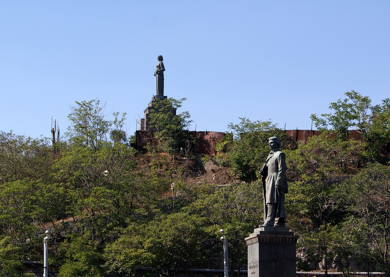 Una fotografia di Statua di Abovian, Erevan