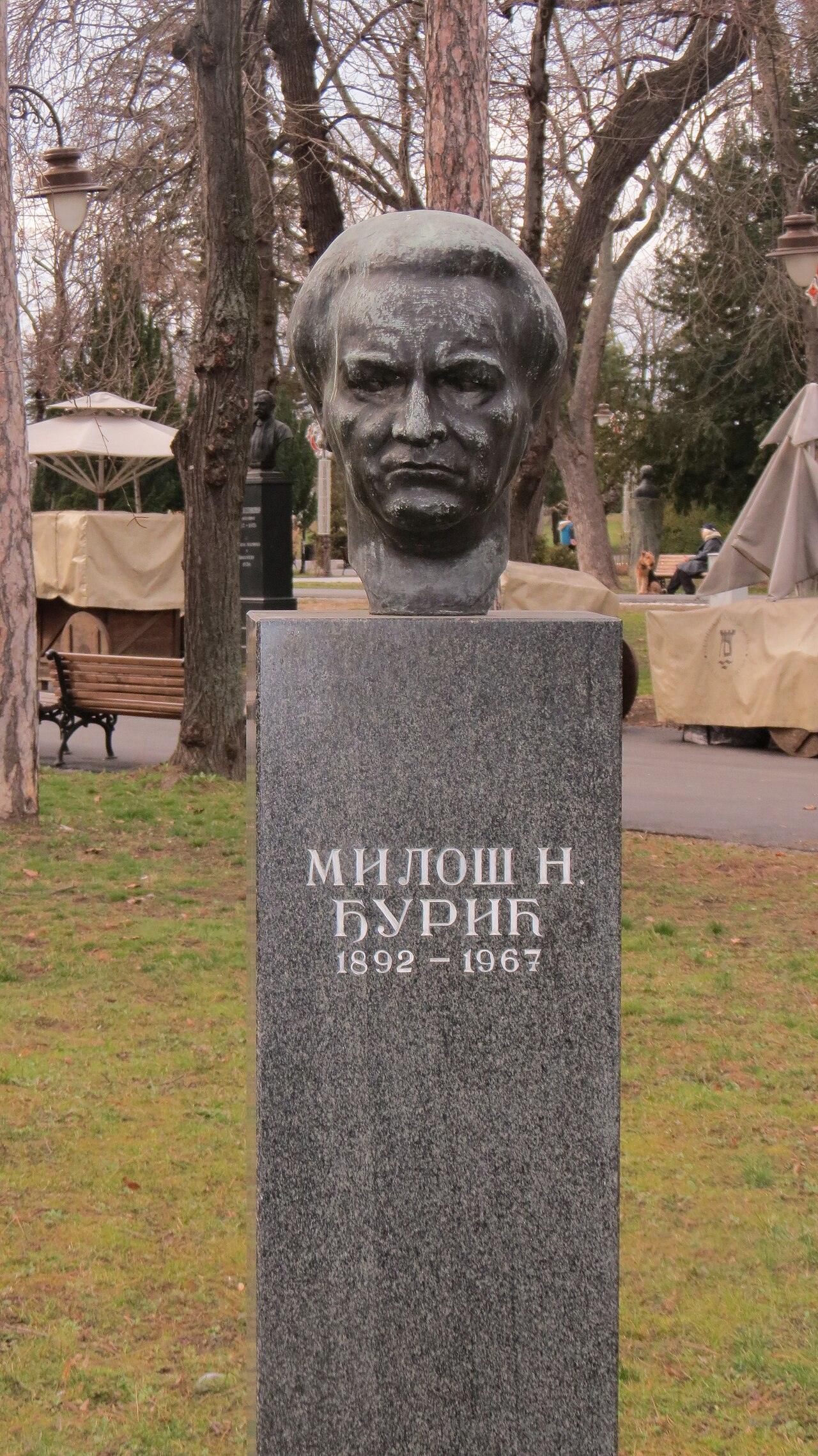Buste de Miloš N. Djurić
