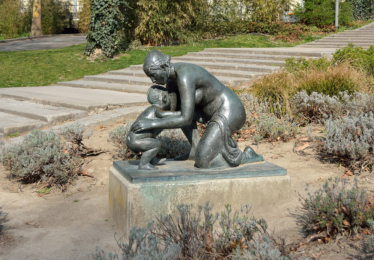 Çocuklu Diz Çöken Anne, Karlsplatz, Georg Ehrlich