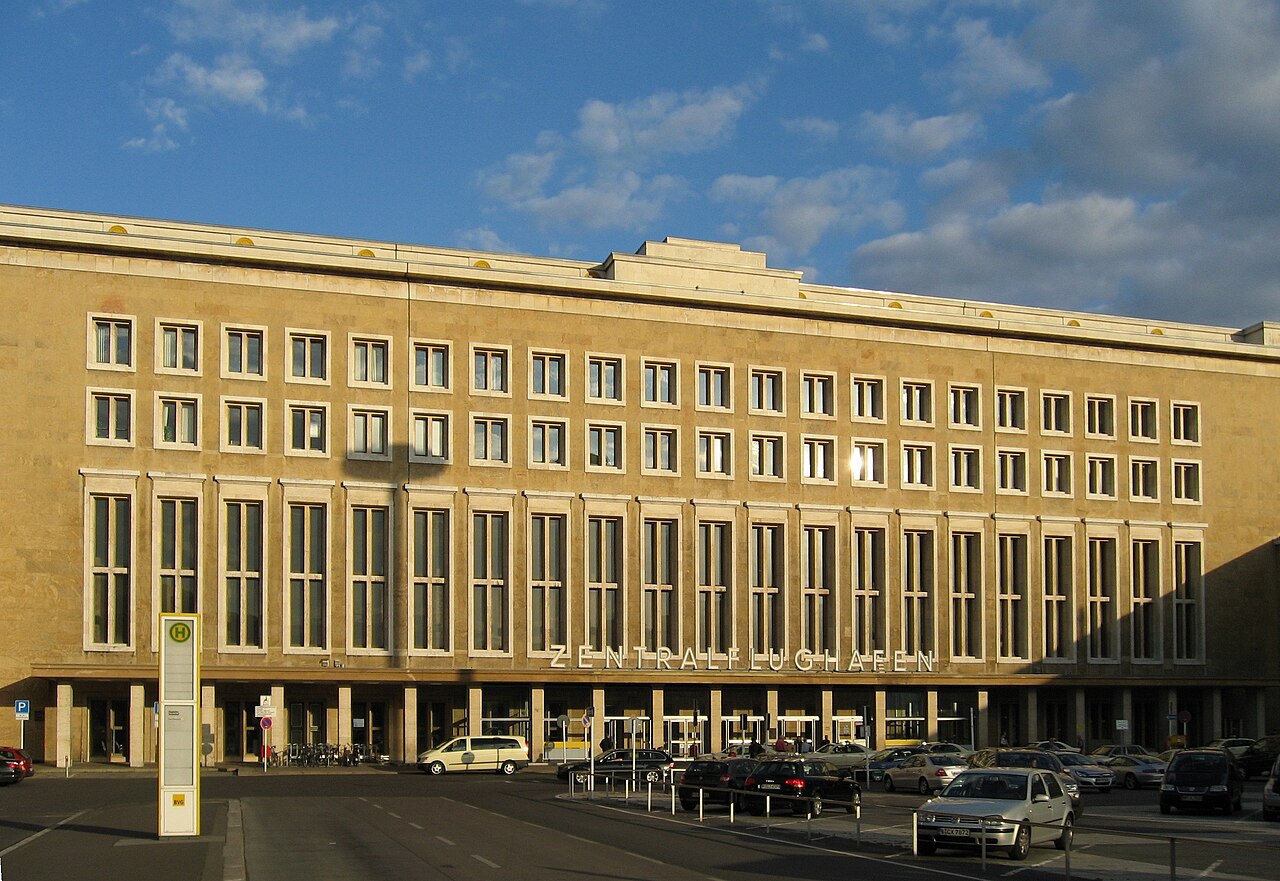 Berlin Tempelhof Havalimanı