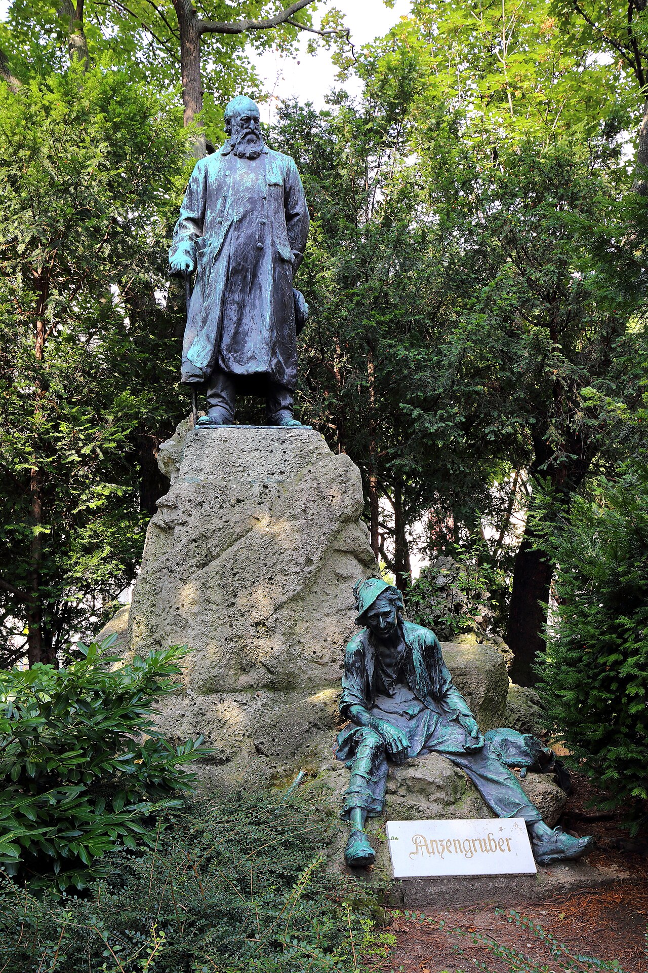 Monumento a Ludwig Anzengruber
