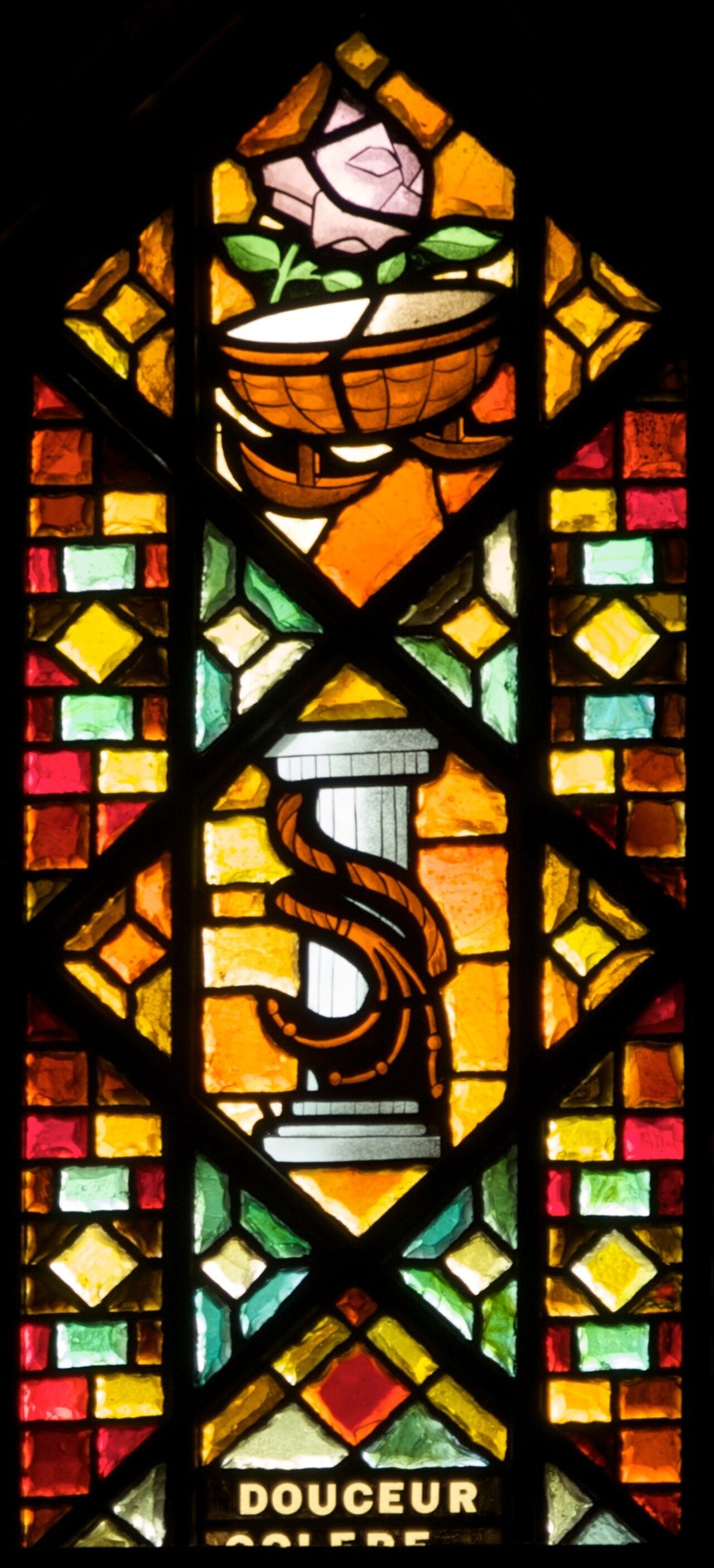 Une photographie de cathédrale Saint-Maron