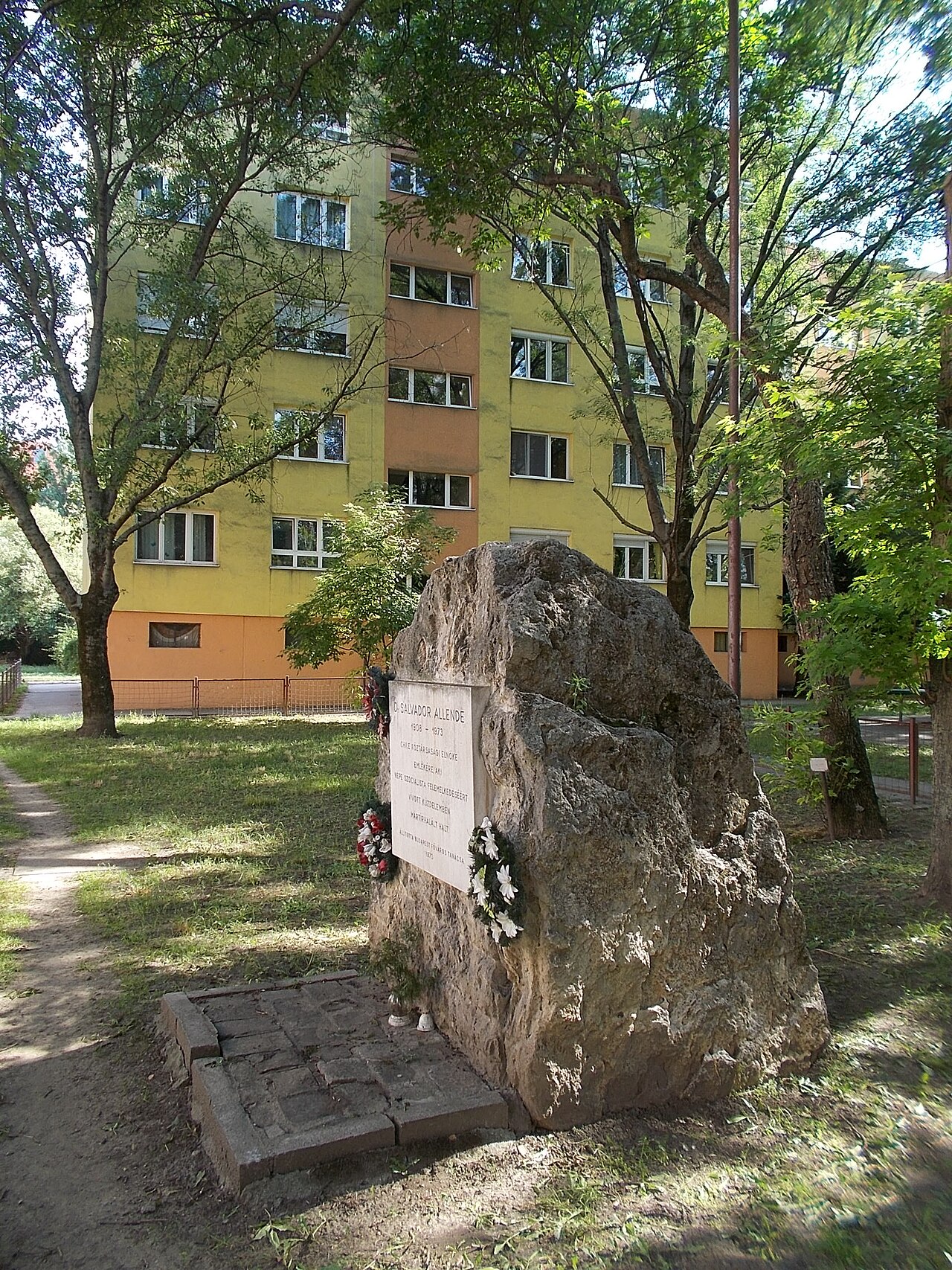 The Stone of Rememberance fotoğrafı
