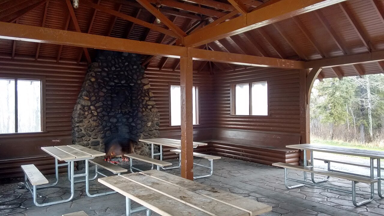 Island-pavilion fotoğrafı