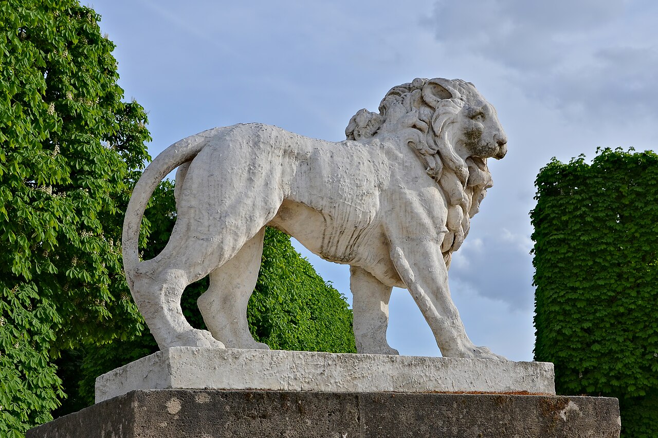 Aslan Heykeli-3 (Paris)