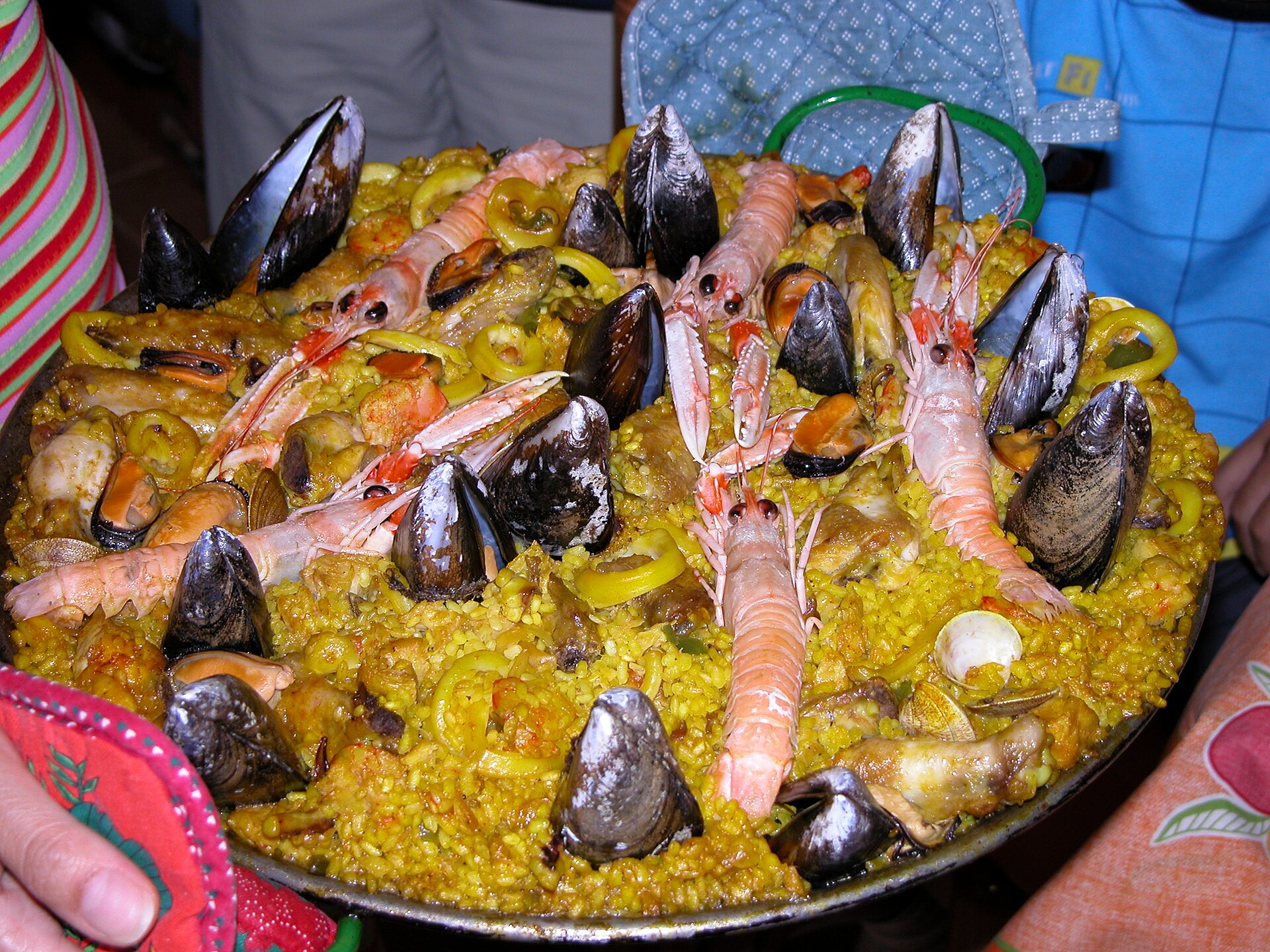 Paella deluxe — foto ilustrativa