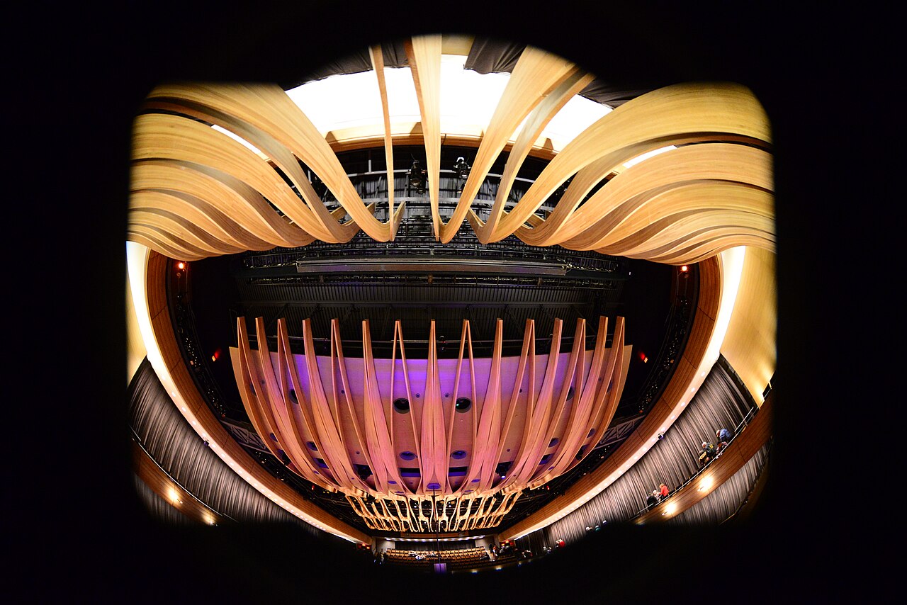Une photographie de Koerner Hall