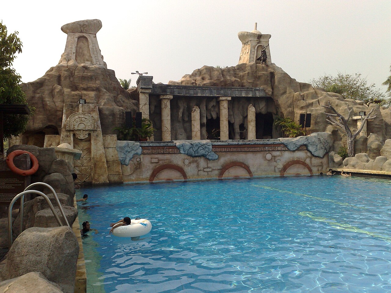 Uma fotografia de Atlantis Water Adventures
