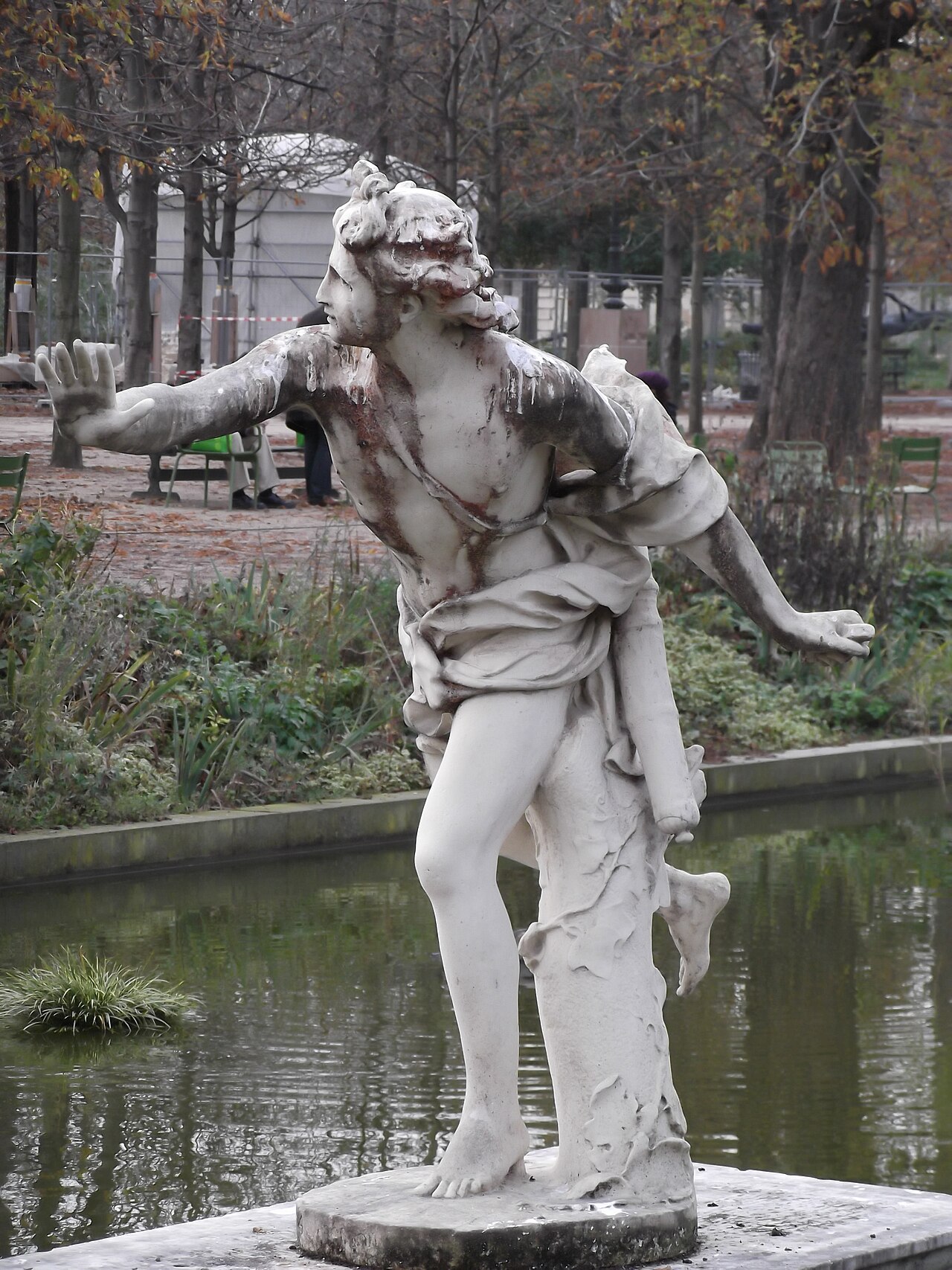 Apollon'un Daphne'yi Kovalaması
