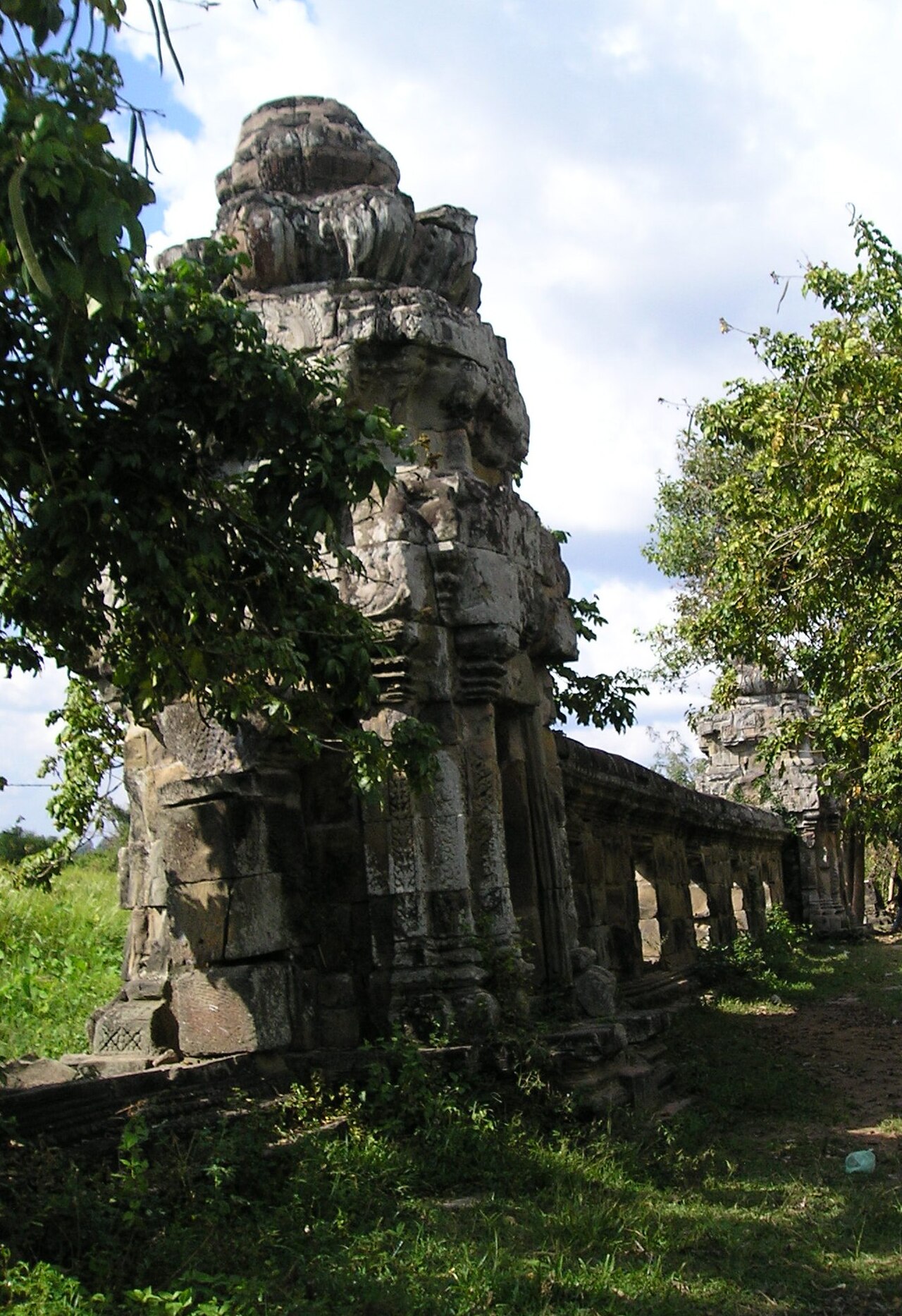 West Mebon