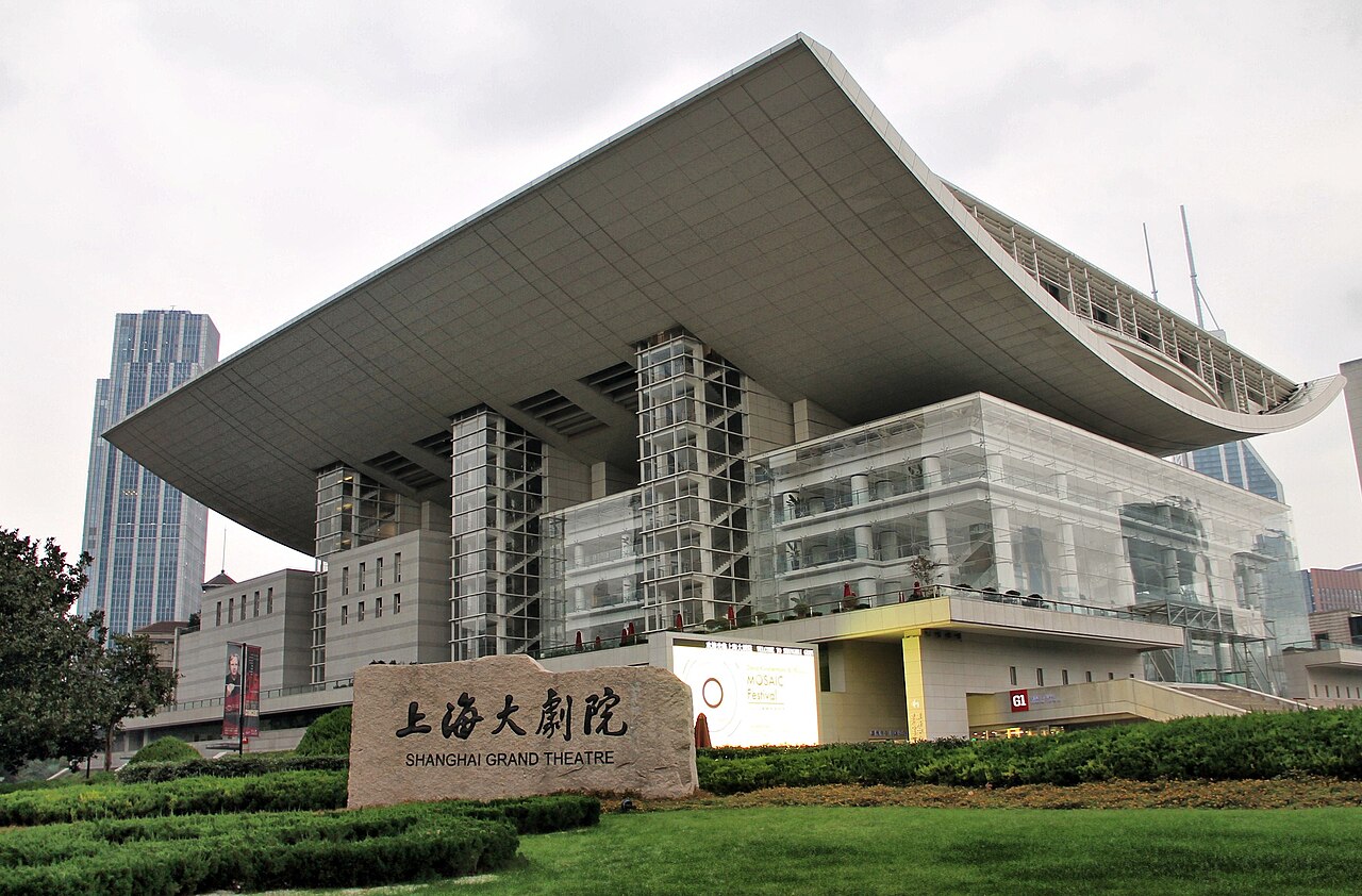 Una fotografia di Shanghai Grand Theatre
