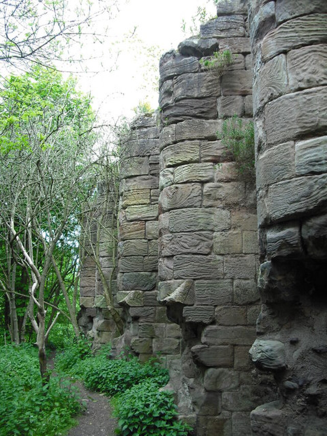 A photograph of Roslin Castle