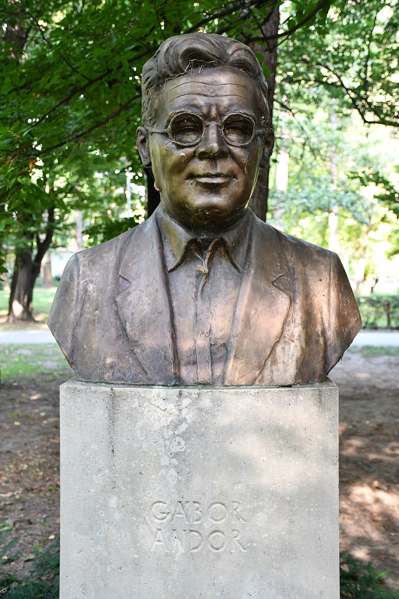 A photograph of Szent Margit