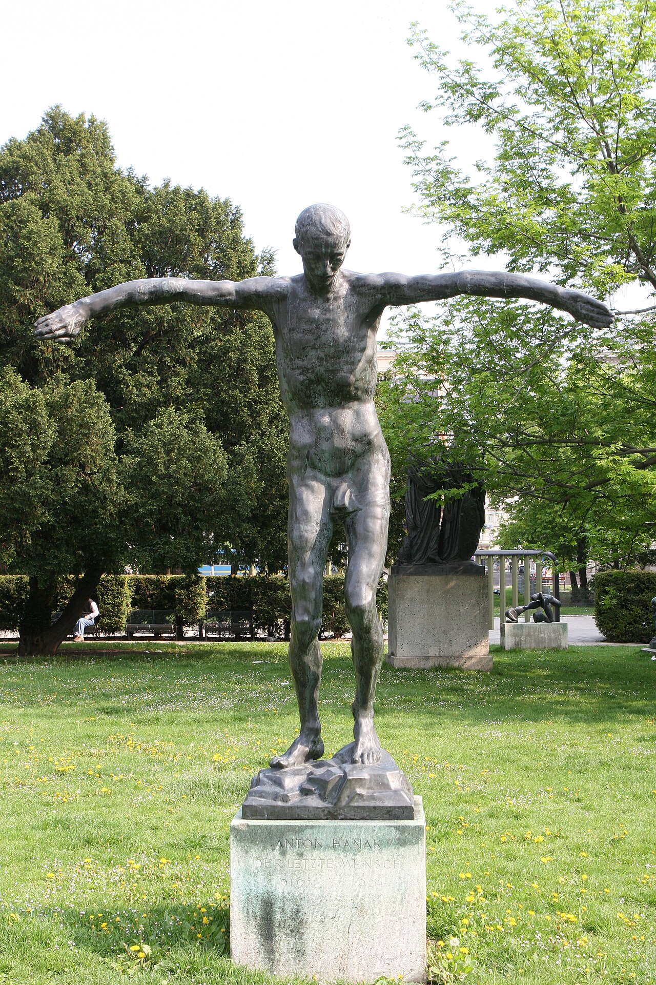 L'ultimo uomo, Karlsplatz