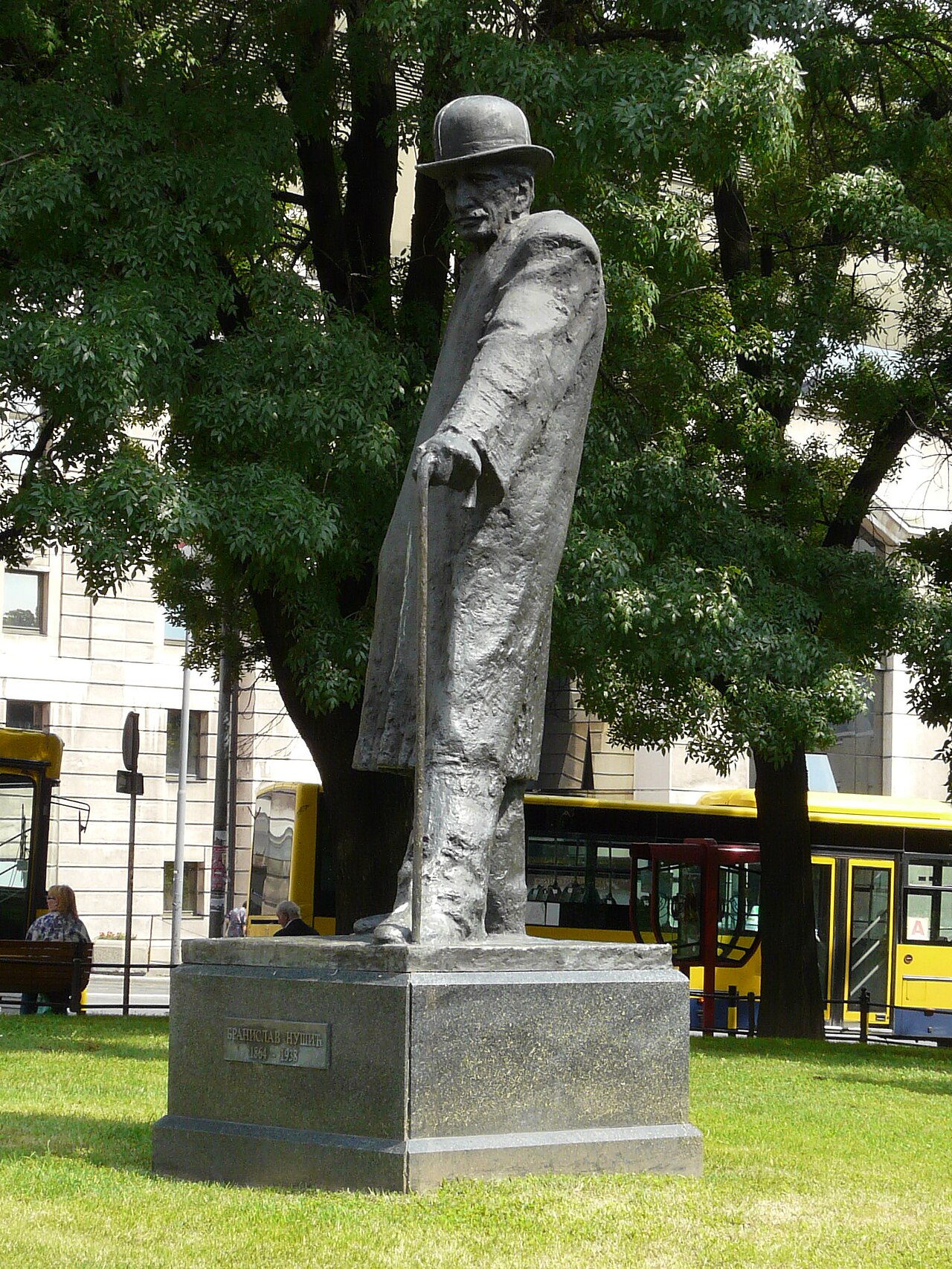 Denkmal für Branislav Nušić
