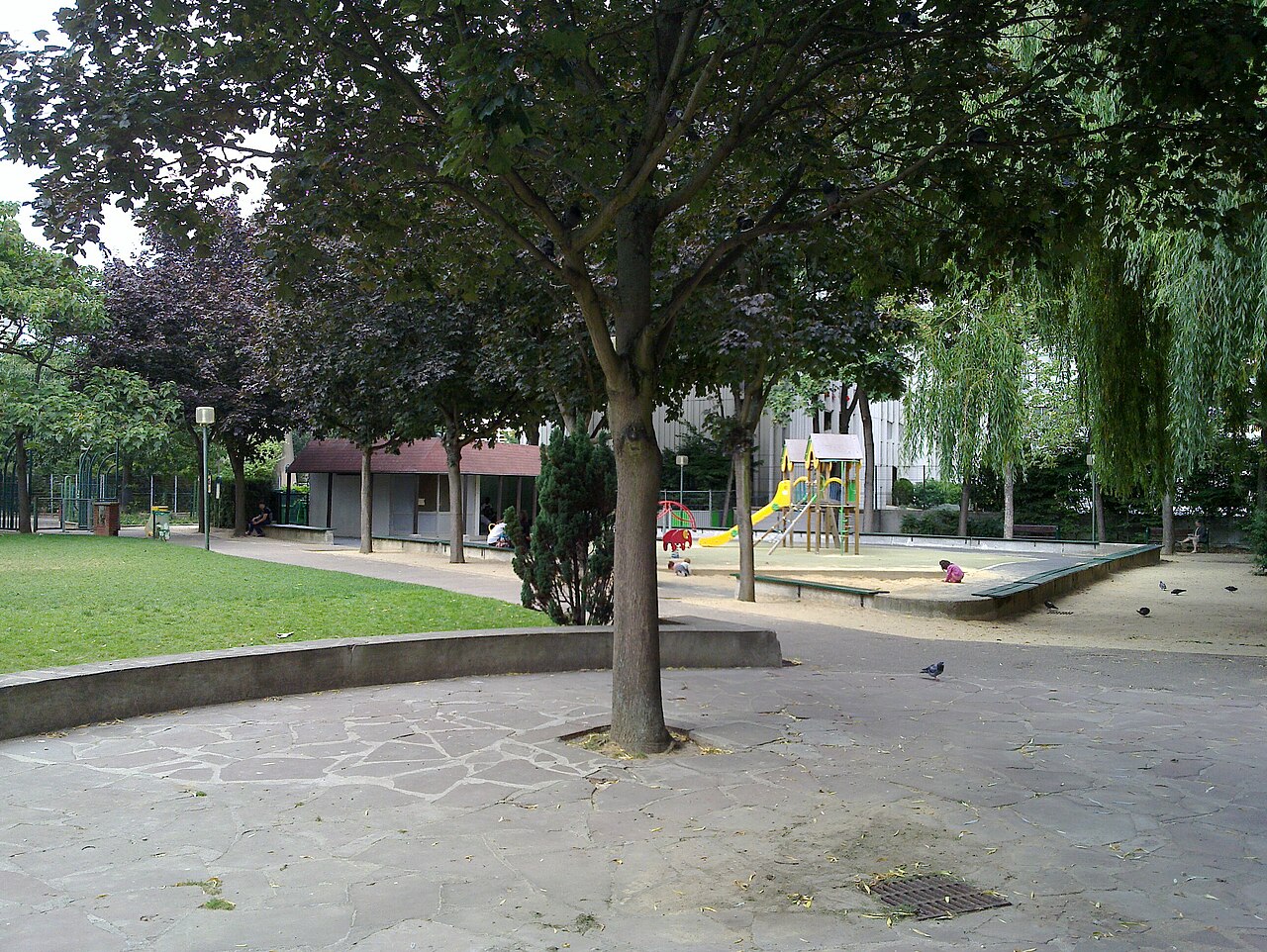 Platz Jean-Cocteau